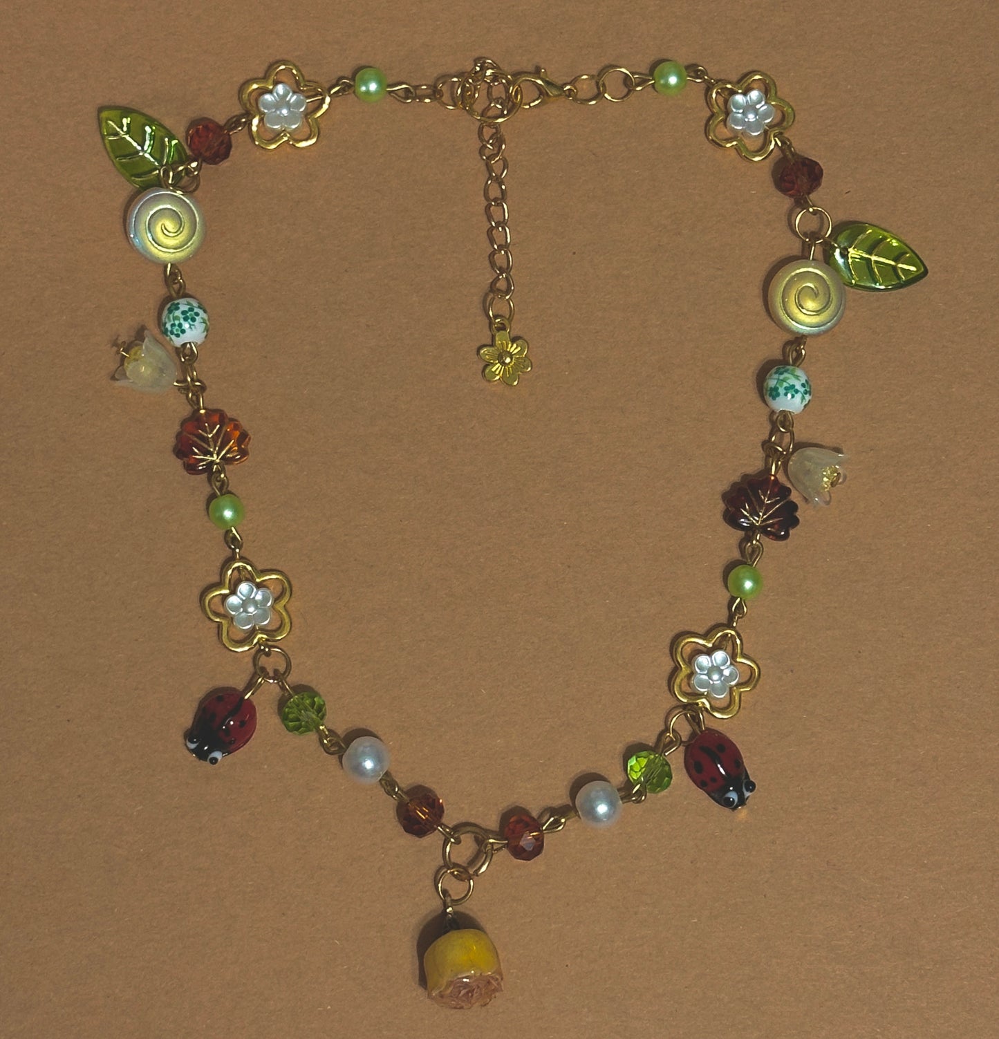 The primrose necklace