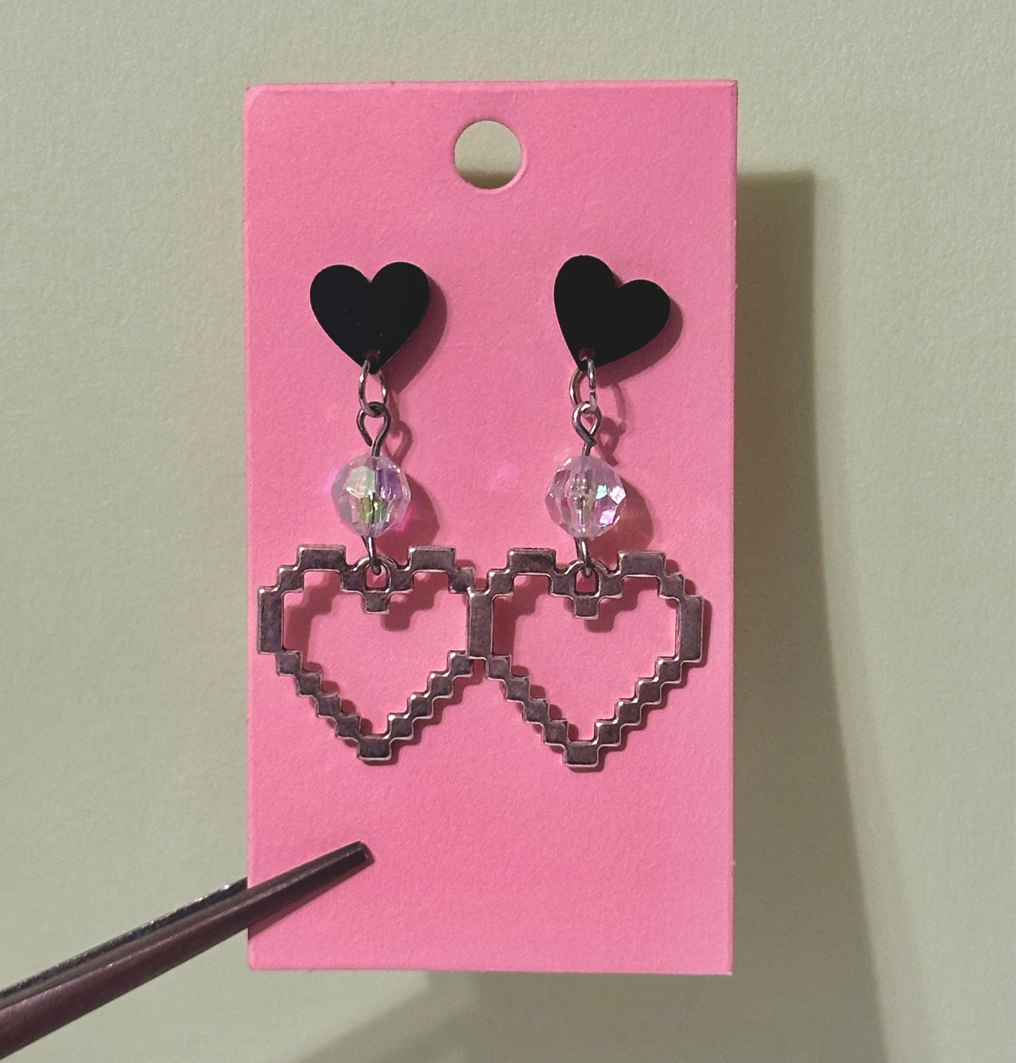 Pixel heart earrings