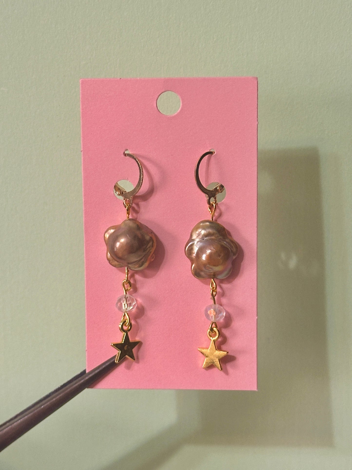 The pearl flowers earrings