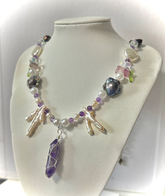 The amethyst tower necklace