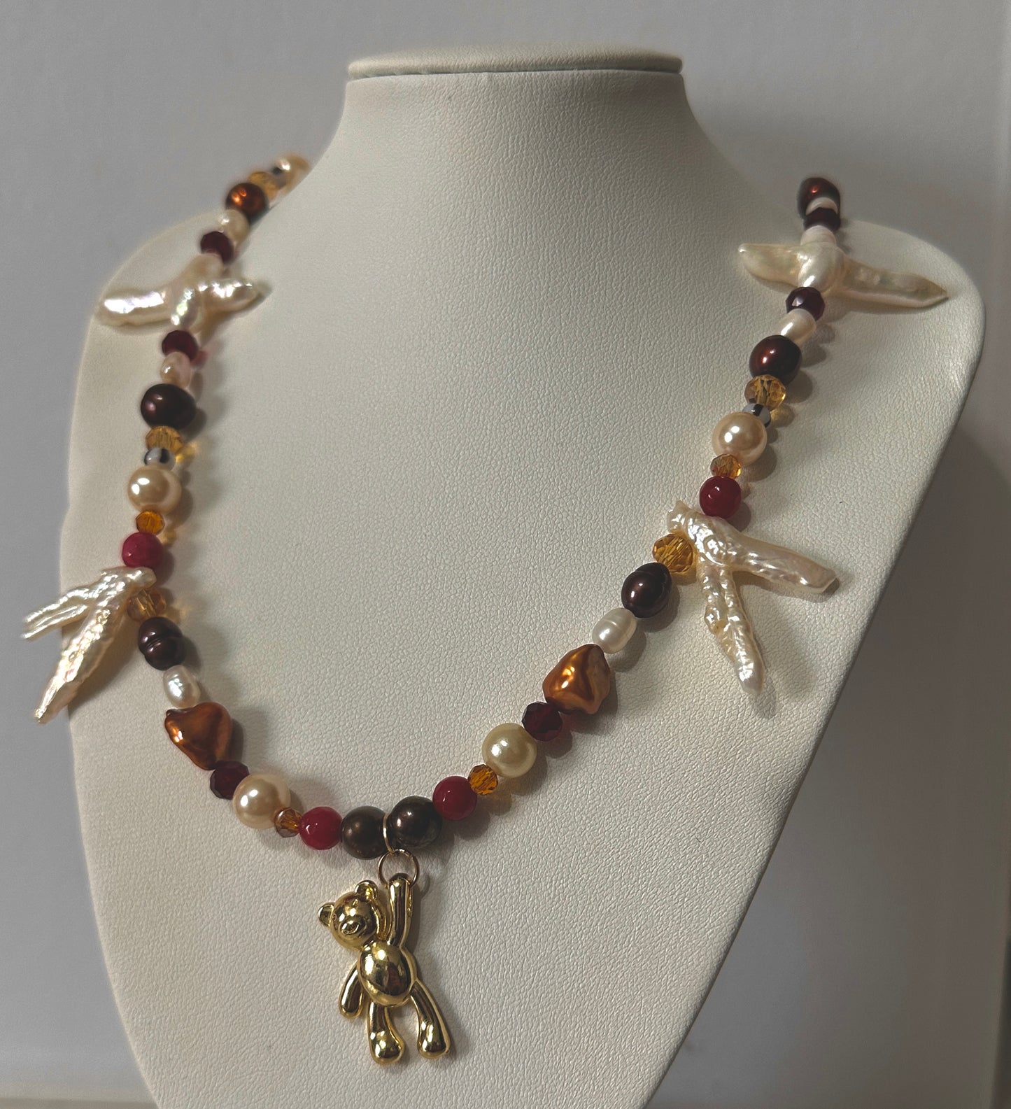 The teddy bear necklace