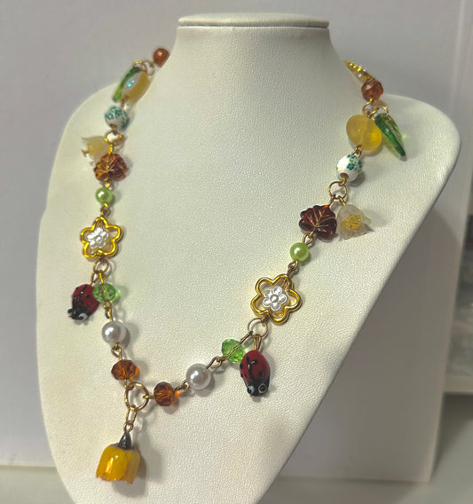 The primrose necklace