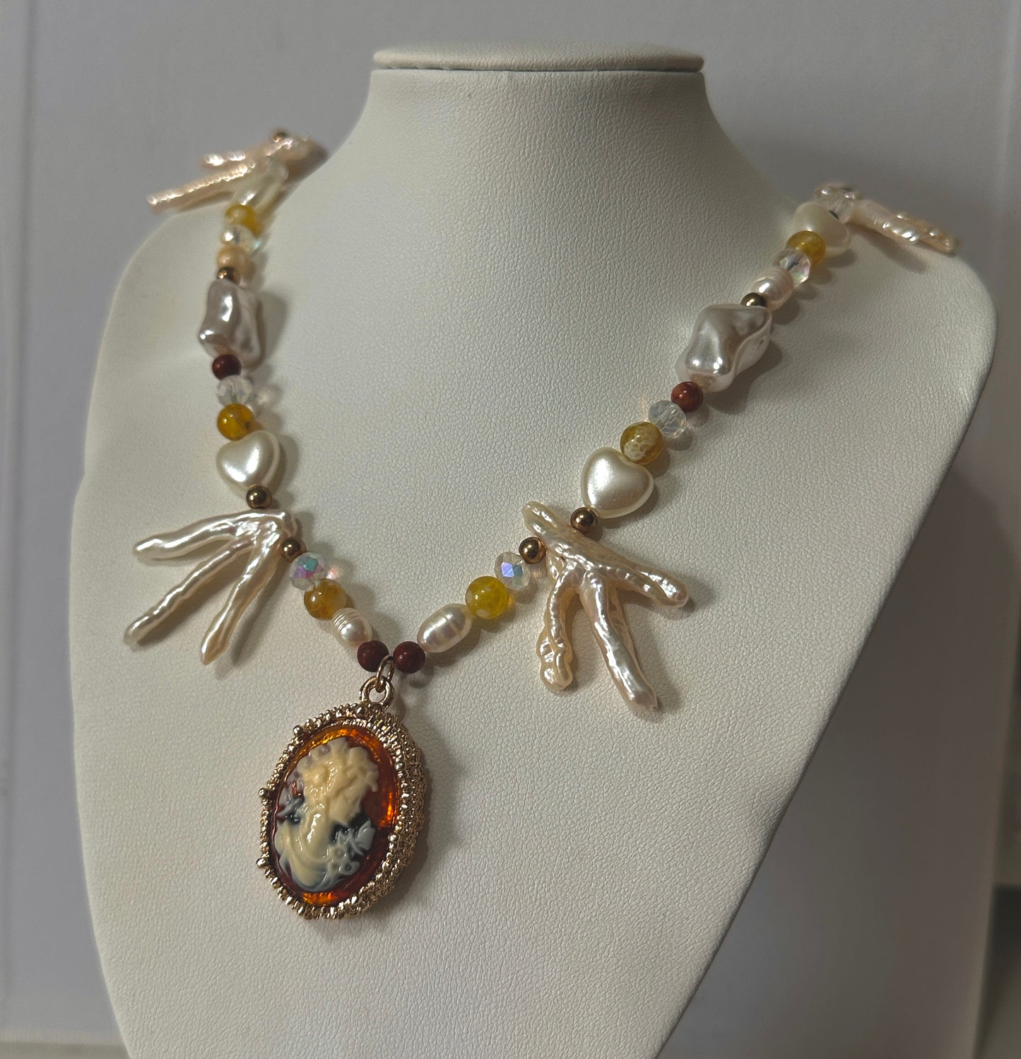The princesses cameo necklace