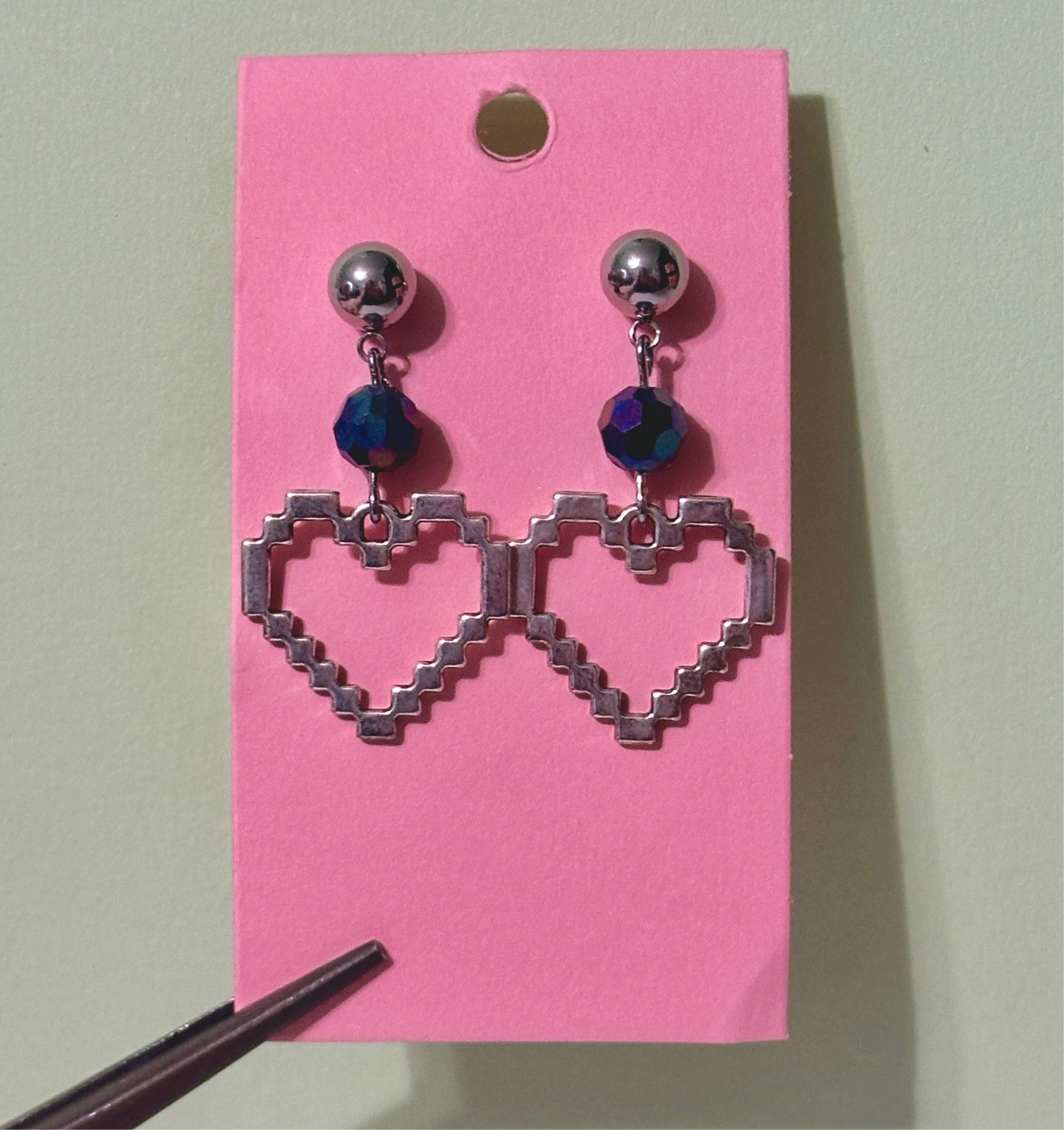 Pixel heart earrings