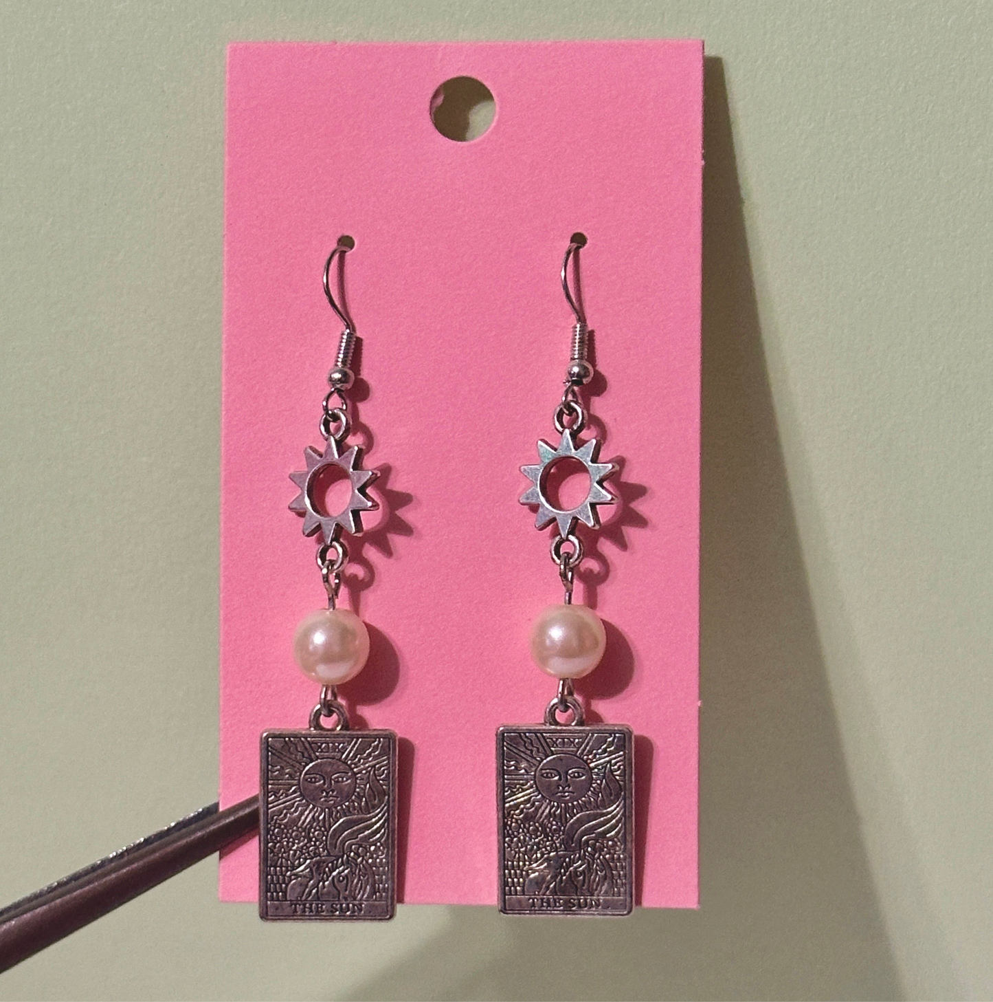 The tarot earrings