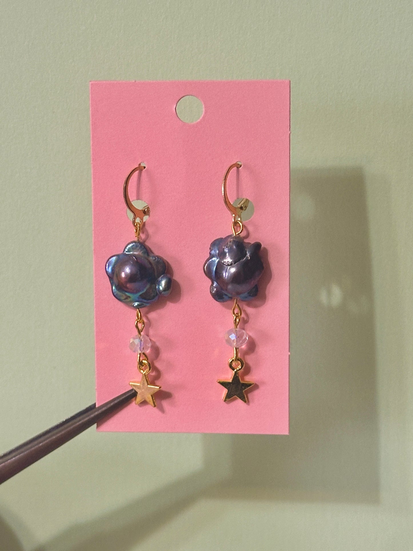 The pearl flowers earrings